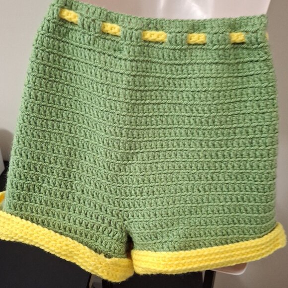 BEACH SHORTS (MED). - Picture 5 of 7